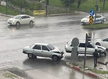 Tavşanlı’Da Trafik Kazası: 1 Yaralı
