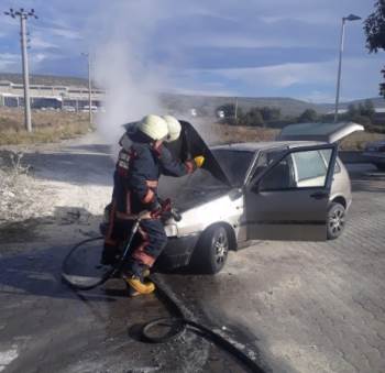 Tavşanlı’Da Yanan Araç Kısa Sürede Söndürüldü
