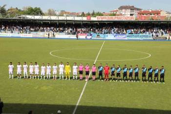 Tff 3. Lig 3. Grup Play-Off 3. Turu: Belediye Kütahyaspor: 2 - Erbaaspor: 1
