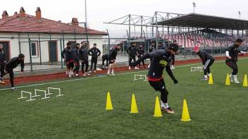 Tki Tavşanlı Linyitspor Deplasman Maçı Öncesi Hazırlıklarını Tamamladı
