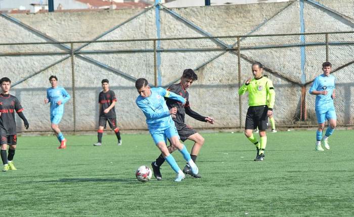 U18’de lider değişebilir