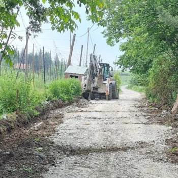 Yoğun Yağış Nedeniyle Bozulan Yollarda Hummalı Bir Çalışma Başlatıldı
